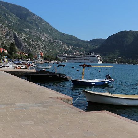 Apartment Sandrita Kotor Eksteriør billede